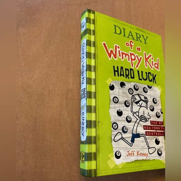 Diary of a Wimpy Kid book 8: Hard Luck - Picture 2 of 6